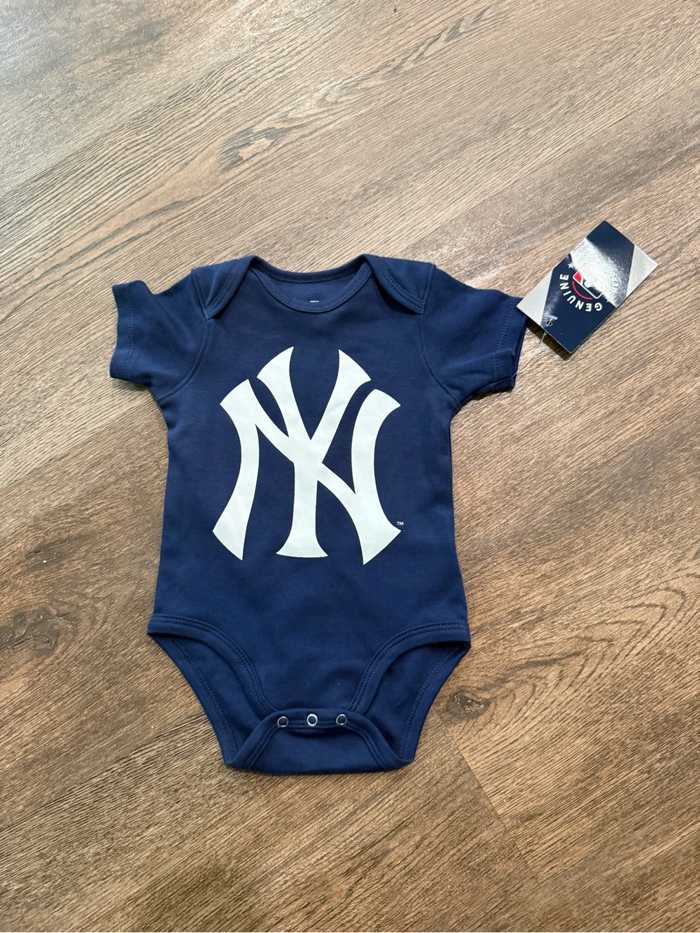 Genuine Merchandise Navy and White New York Yankees Infant One-Piece Bodysuit
